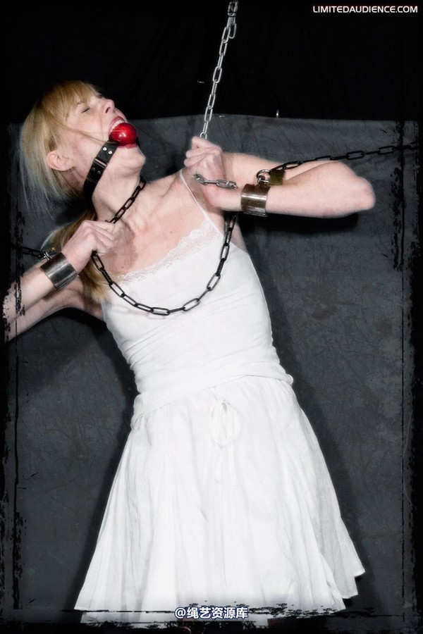 limitedaudience - 2010 ariel the forgotten prisoner 3 第 22 张图片