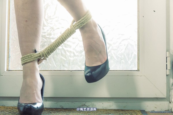 limitedaudience - 2014 ariel inviting bondage 2 第 16 张图片