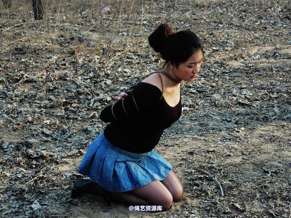 mj影视 - 2013-3-4陈沫踏青 黑丝美女最终的不归路 第 439 张图片
