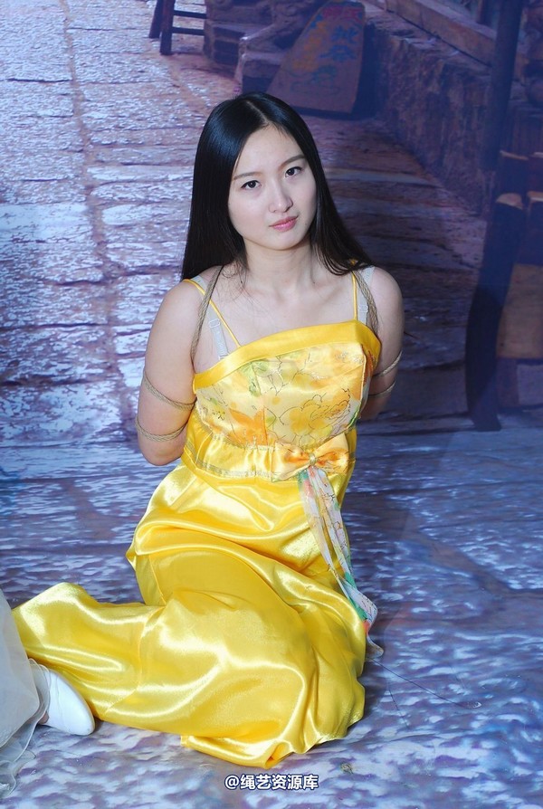 唯美之家 - 明美和雅芙双缚 第 21 张图片