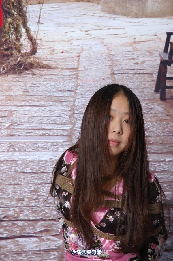 唯美之家 - 小优-花衣服 第 26 张图片