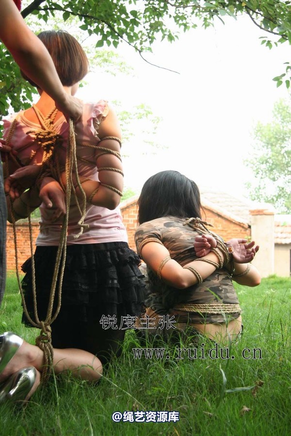 锐度主张 - 2009年第32期捆绑图（2009.7.17）模特：心心 小爱 第 31 张图片