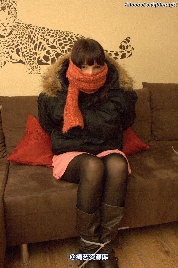 bound-neighbor-girl - Susan again tied at home 1 第 17 张图片