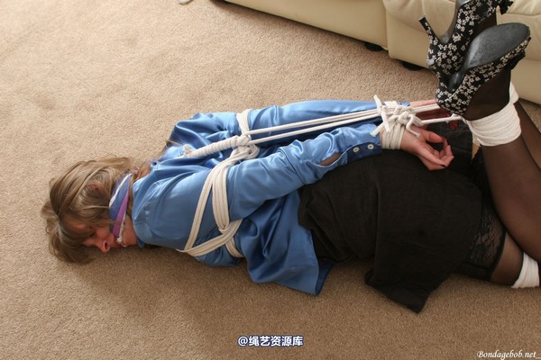 bondagebob - Sapphire Blu Hogtied 第 105 张图片