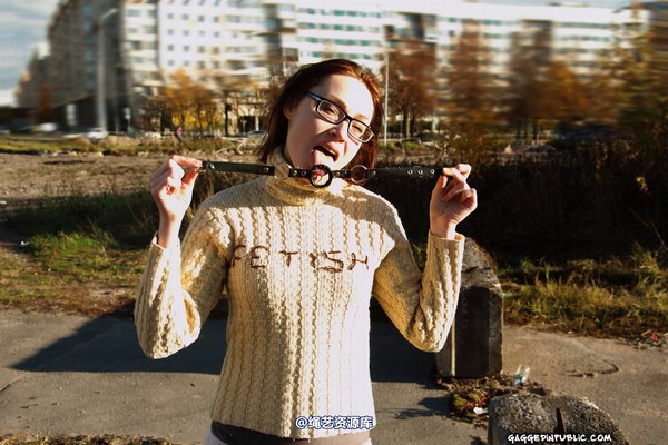 gaggedinpublic - gip351 第 5 张图片
