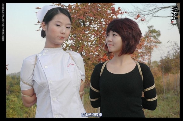 唯美之家 - 2008-11-13外拍(集体) 第 485 张图片