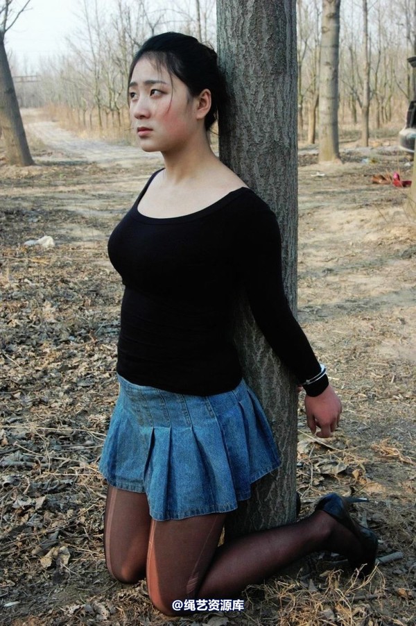 mj影视 - 2013-3-4陈沫踏青 黑丝美女最终的不归路 第 284 张图片