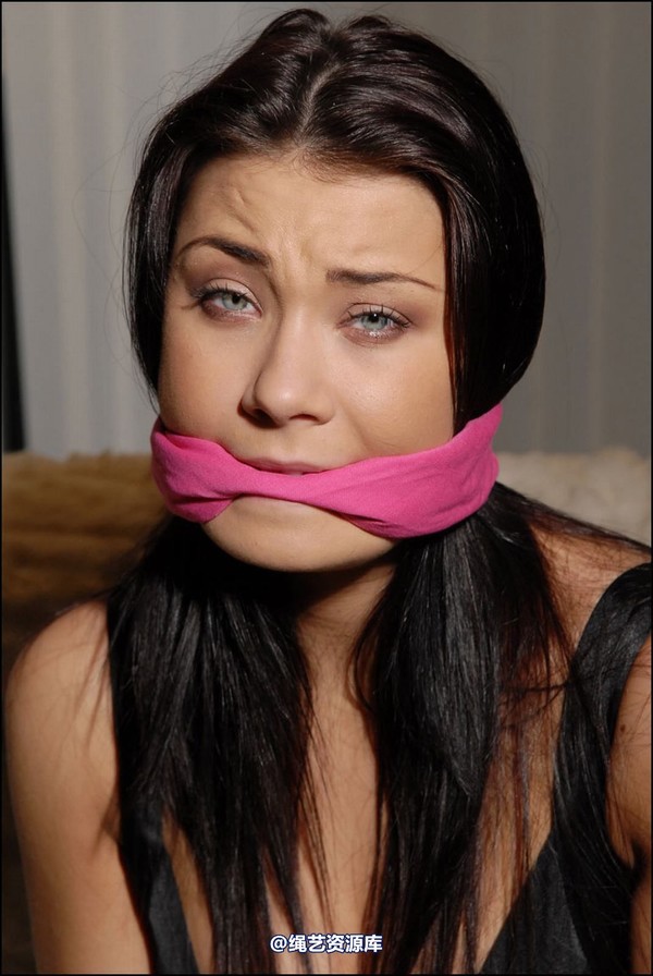 simplytied - C still in her apartment 第 37 张图片