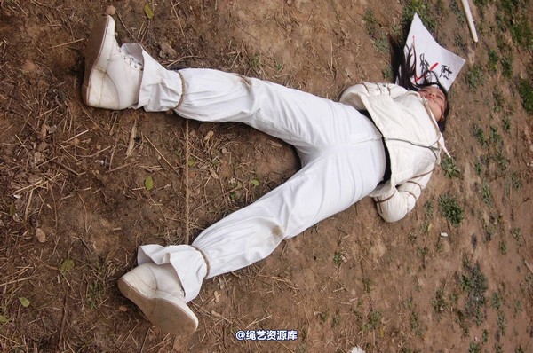 mj影视 - 安娜刑场2013-04-13 第 207 张图片