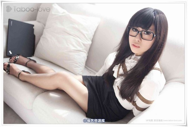 禁忌摄影 - No.083 Yuko 职业女性之气质束缚 第 17 张图片