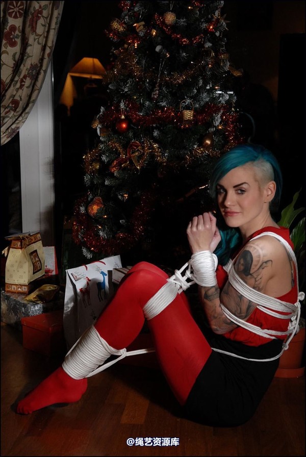 simplytied - Carla Christmas 第 17 张图片