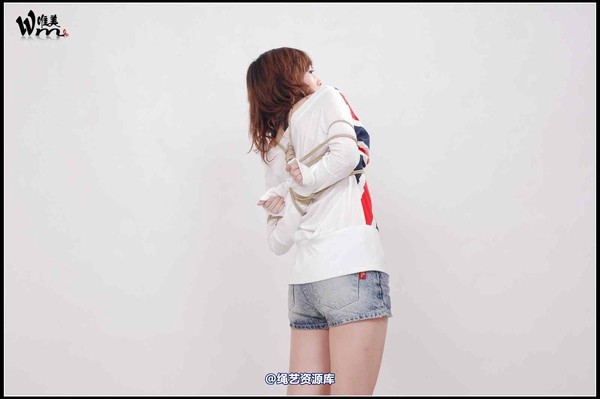 唯美之家 - 2009-9-19新模特（小艾） 第 42 张图片