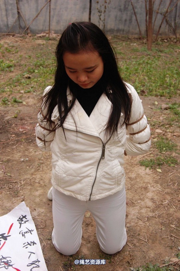 mj影视 - 安娜刑场2013-04-13 第 30 张图片