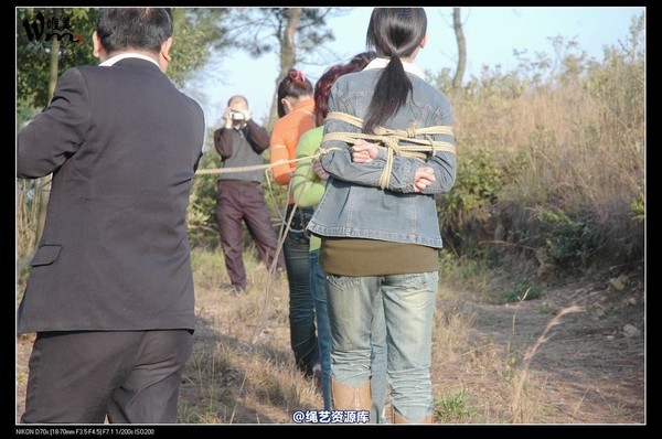 唯美之家 - 2008-11-13外拍(集体) 第 128 张图片