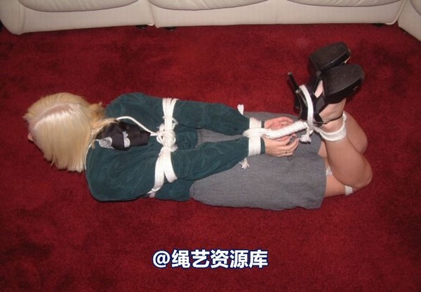 bondagebob - Angelica Vamp Secretary 4 第 14 张图片
