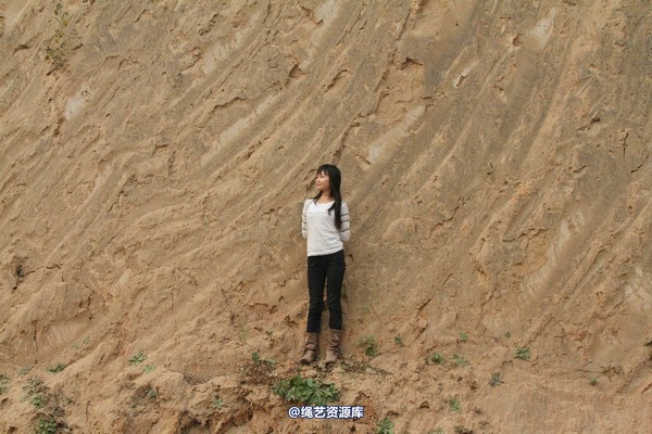 胜景山庄 - 115-野外山壁留影 第 32 张图片