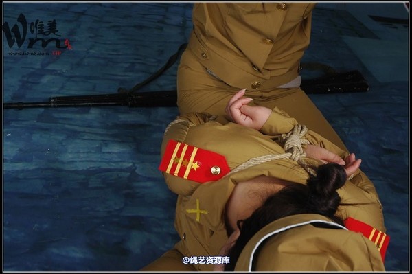 唯美之家 - 08-05-07特务 第 271 张图片