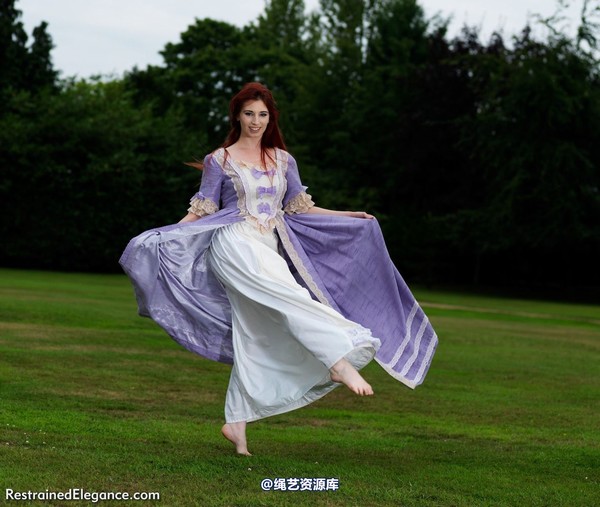restrainedelegance - In The Gardens 第 7 张图片