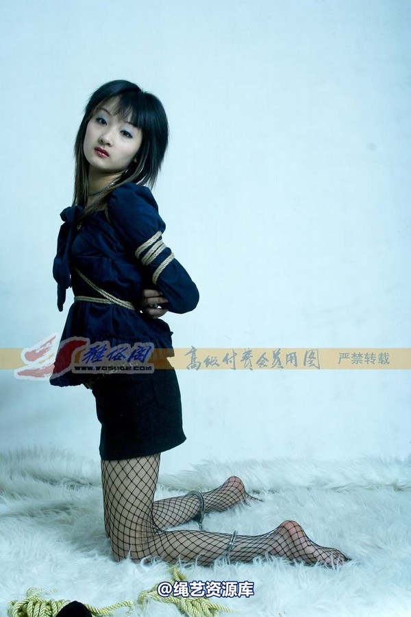 雅俗阁 - 20070404雪儿制服 第 37 张图片