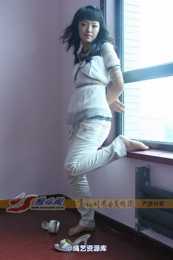 雅俗阁 - 20071206雅绪冷艳休闲装 第 34 张图片