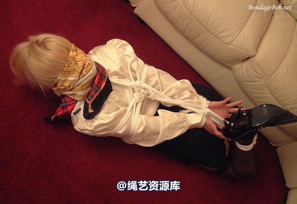 bondagebob - Petra Just cant get the staff! 第 65 张图片