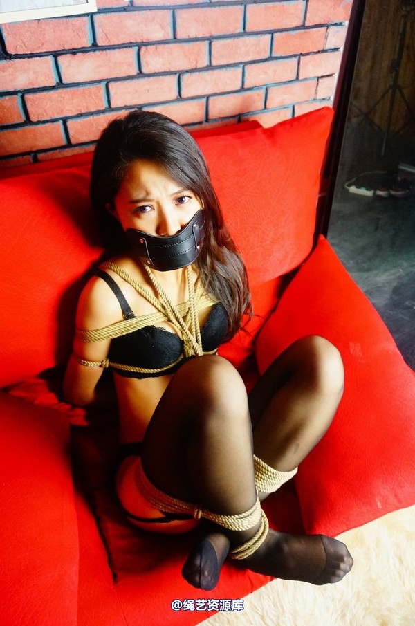 dk13美束馆 - 7.23-欢欢黑丝吊带D-120P 第 23 张图片