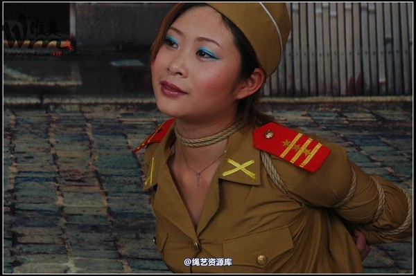 唯美之家 - 08-05-07新模特二 第 329 张图片