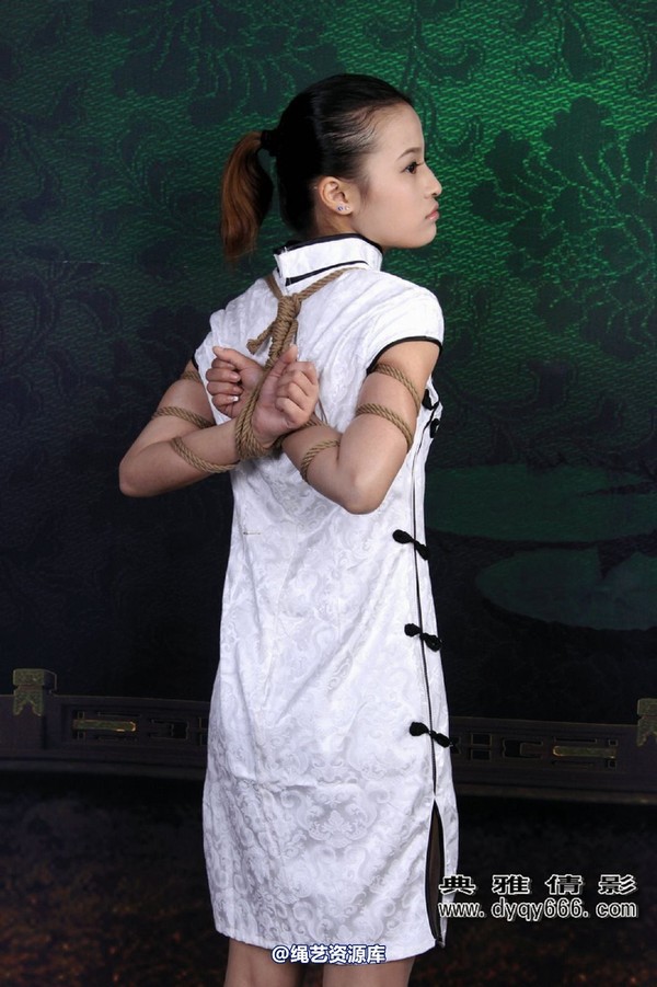 典雅倩影 - 012-典雅倩影美女丽莎旗袍 第 38 张图片