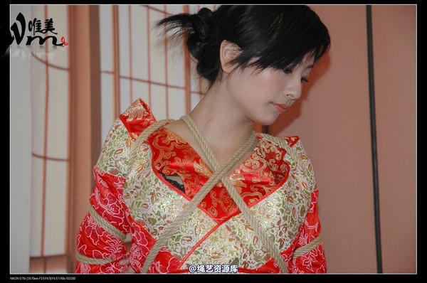 唯美之家 - 08-05-29盈盈汉服-护士装 第 185 张图片