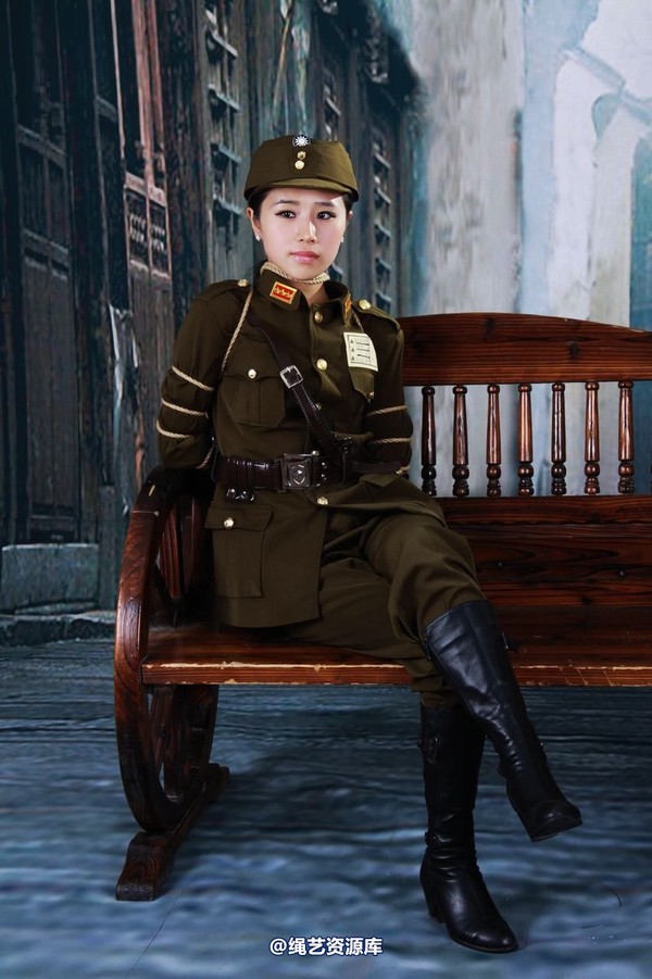 神艺缘 - 235-美式女制服 第 15 张图片