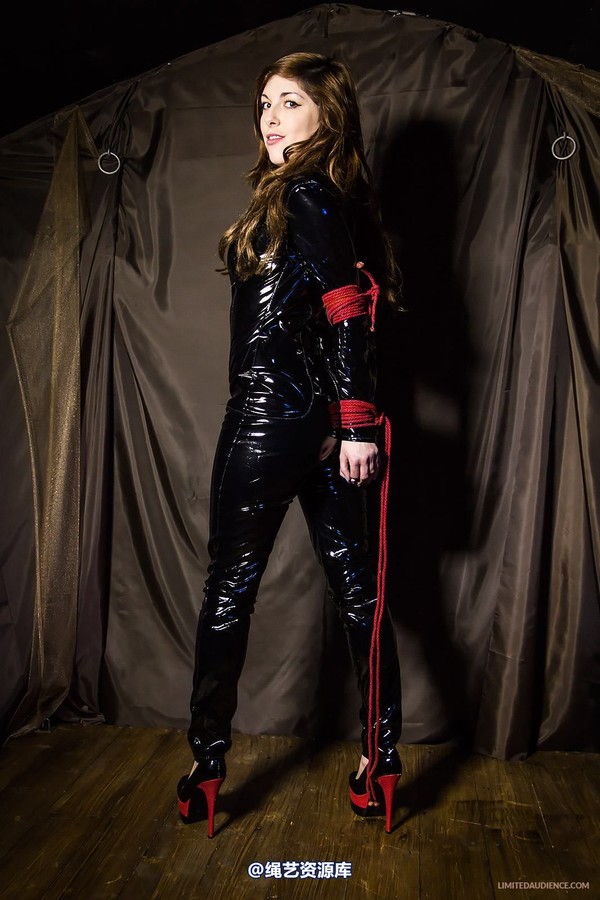 limitedaudience - 2013 trisha strict catsuit strappado 第 3 张图片