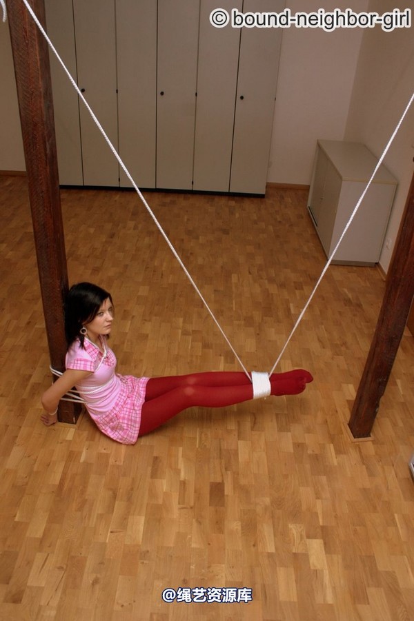 bound-neighbor-girl - Melina in bondage games in the office part 1 第 38 张图片