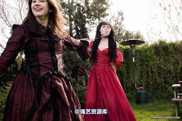 limitedaudience - 2009 catya lex eleven captive countess 第 14 张图片