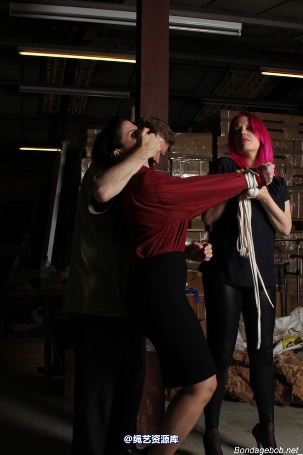 bondagebob - Caroline Pierce Temptress Kate The Takers 第 2 张图片