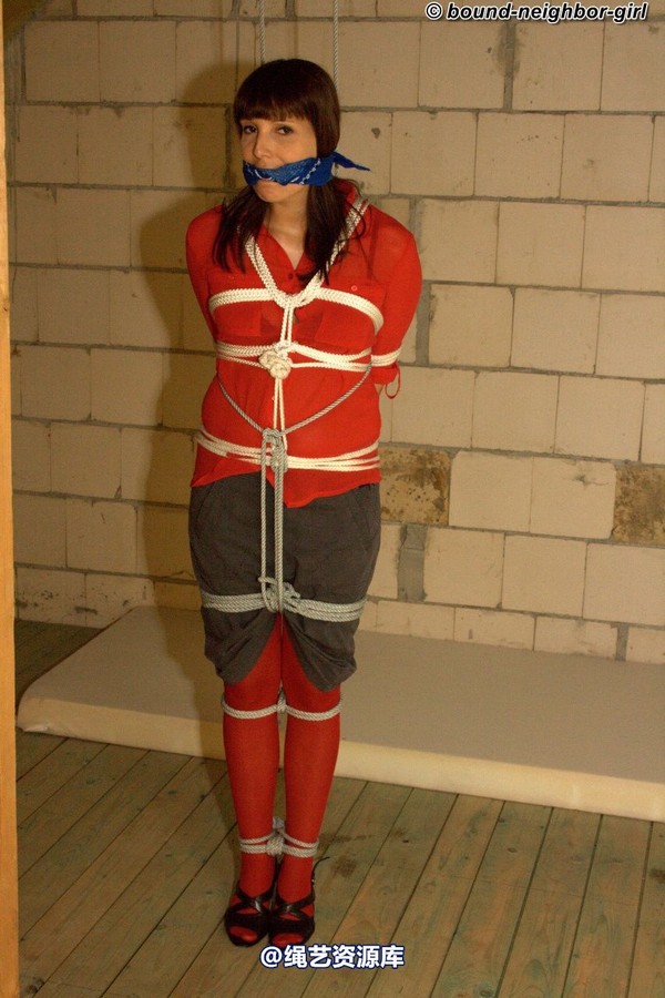 bound-neighbor-girl - Susan - Tied up in the Attic 1 第 31 张图片