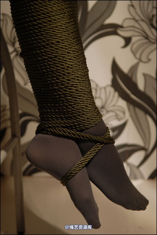 simplytied - Jinx in Grey 第 26 张图片