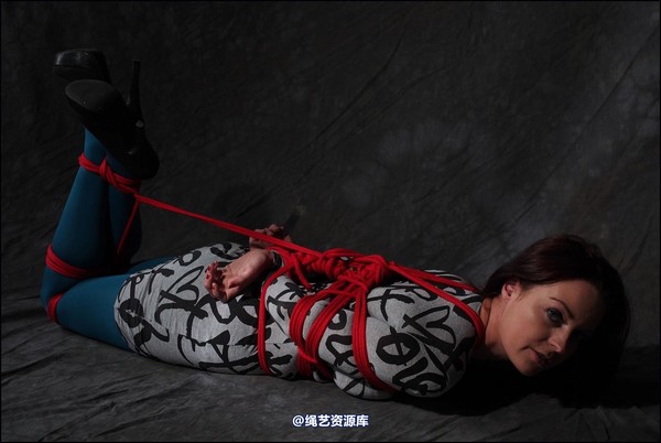simplytied - Jinx in nice hogtie 第 16 张图片
