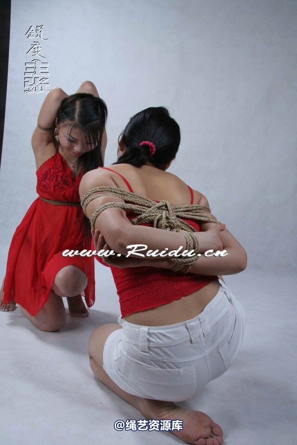 锐度主张 - 婷婷和嫣儿KB悬吊 第 9 张图片
