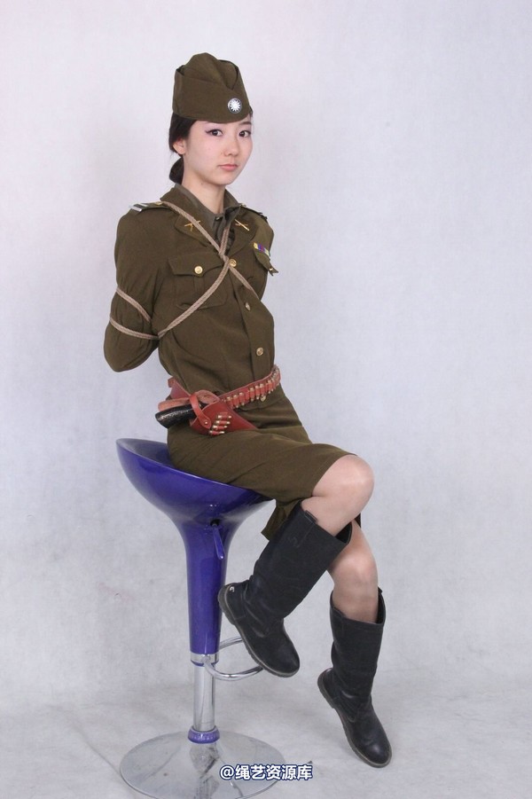 胜景山庄 - 230-惠丽军统服 第 21 张图片