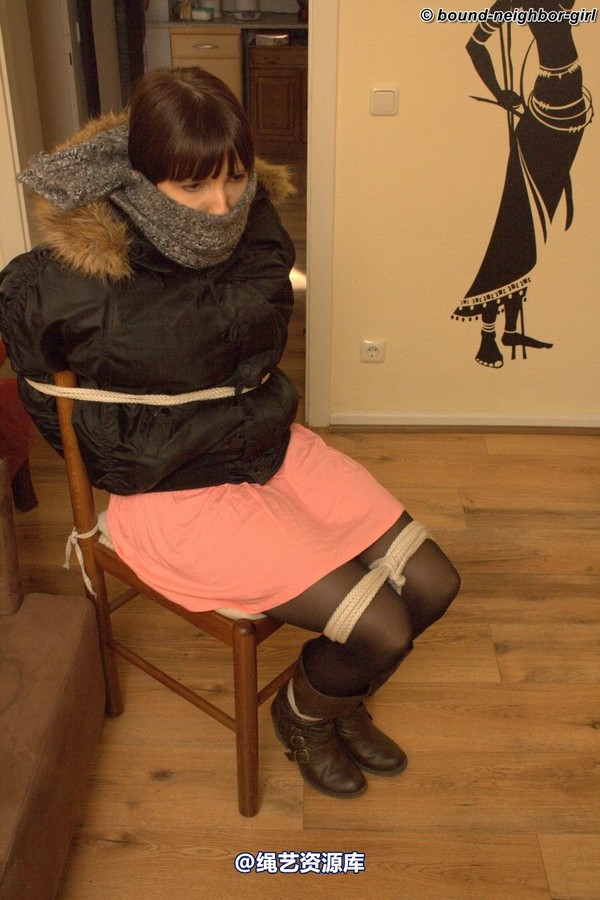 bound-neighbor-girl - Susan again tied at home 1 第 22 张图片