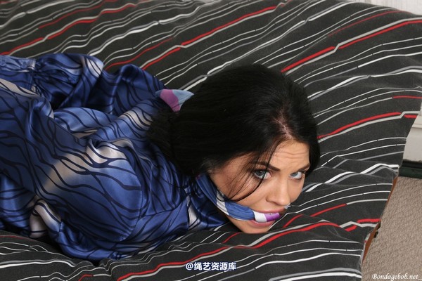 bondagebob - Monica Harris Suspended Hogtie 第 76 张图片