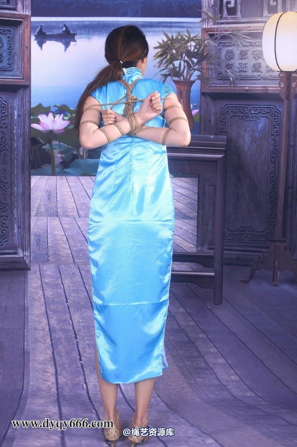 典雅倩影 - 107-瑞应金穰万万年，婷中子弟共兰秀 第 92 张图片
