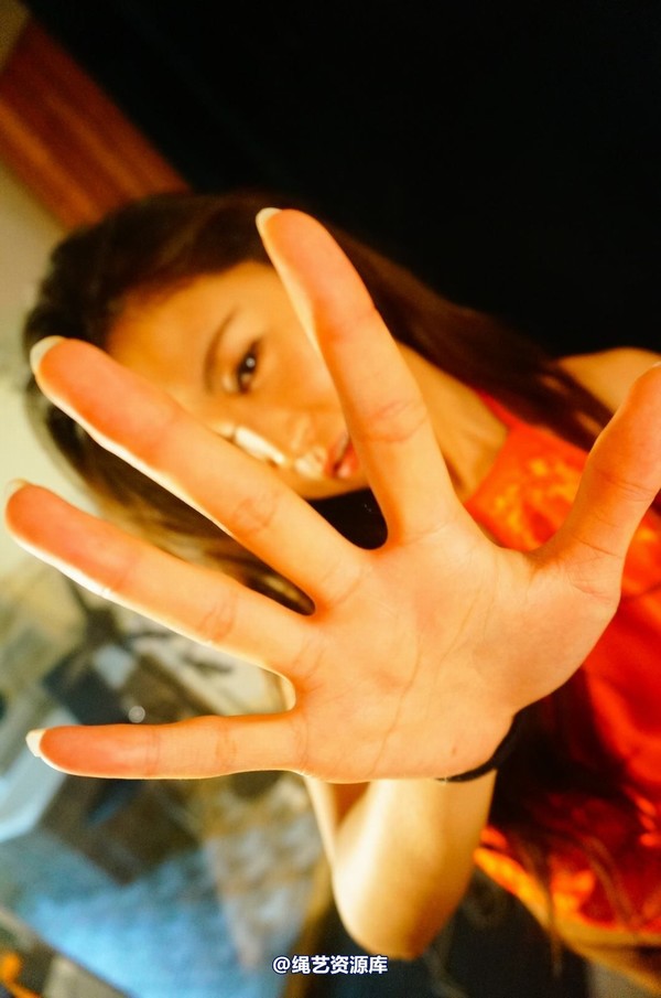 dk13美束馆 - 5.29-欢欢红肚兜b-120P 第 17 张图片