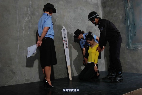 mj影视 - 贩毒女孩”梅子“4 第 15 张图片