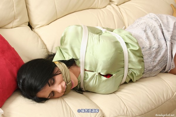 bondagebob - Monica Harris Out cold 第 88 张图片