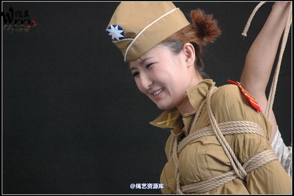 唯美之家 - 08-06-02新疆军装 第 169 张图片