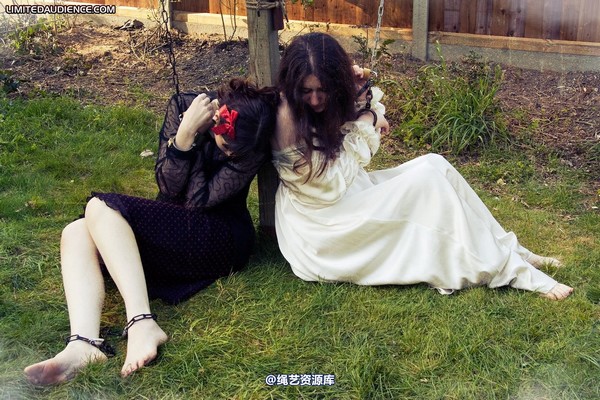 limitedaudience - 2010 catya dominick destruction resting 第 16 张图片