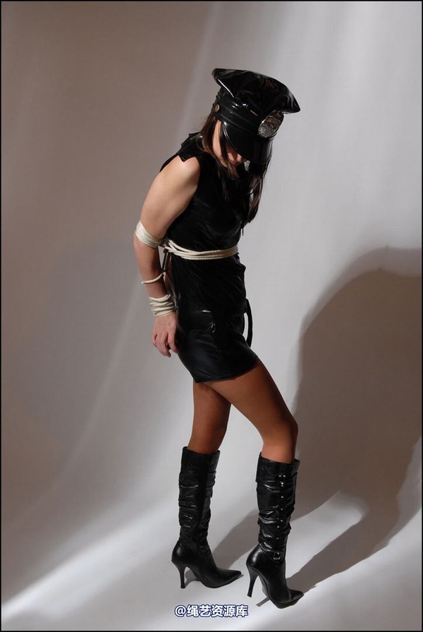 simplytied - Halloween 3 第 10 张图片