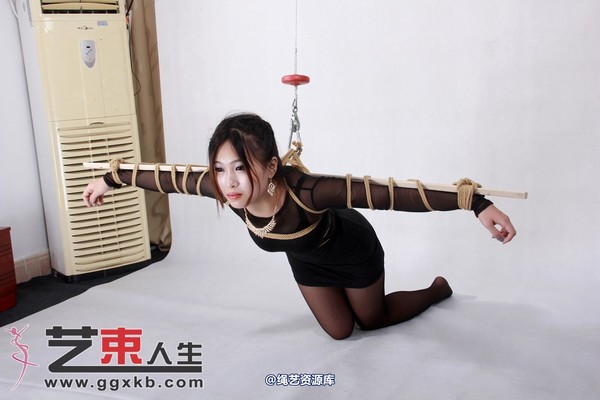 艺束人生 - 043-子怡黑丝 第 68 张图片