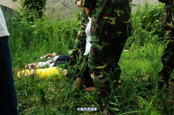 mj影视 - 血的代价执行刑场 第 215 张图片